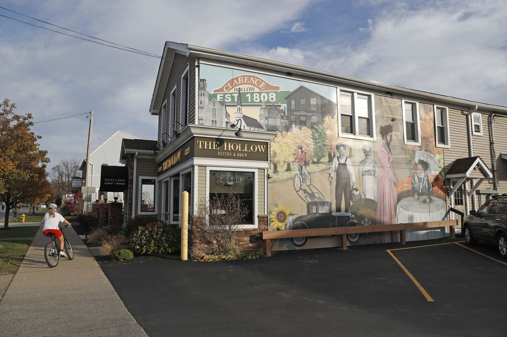 Hollow Bistro in Clarence